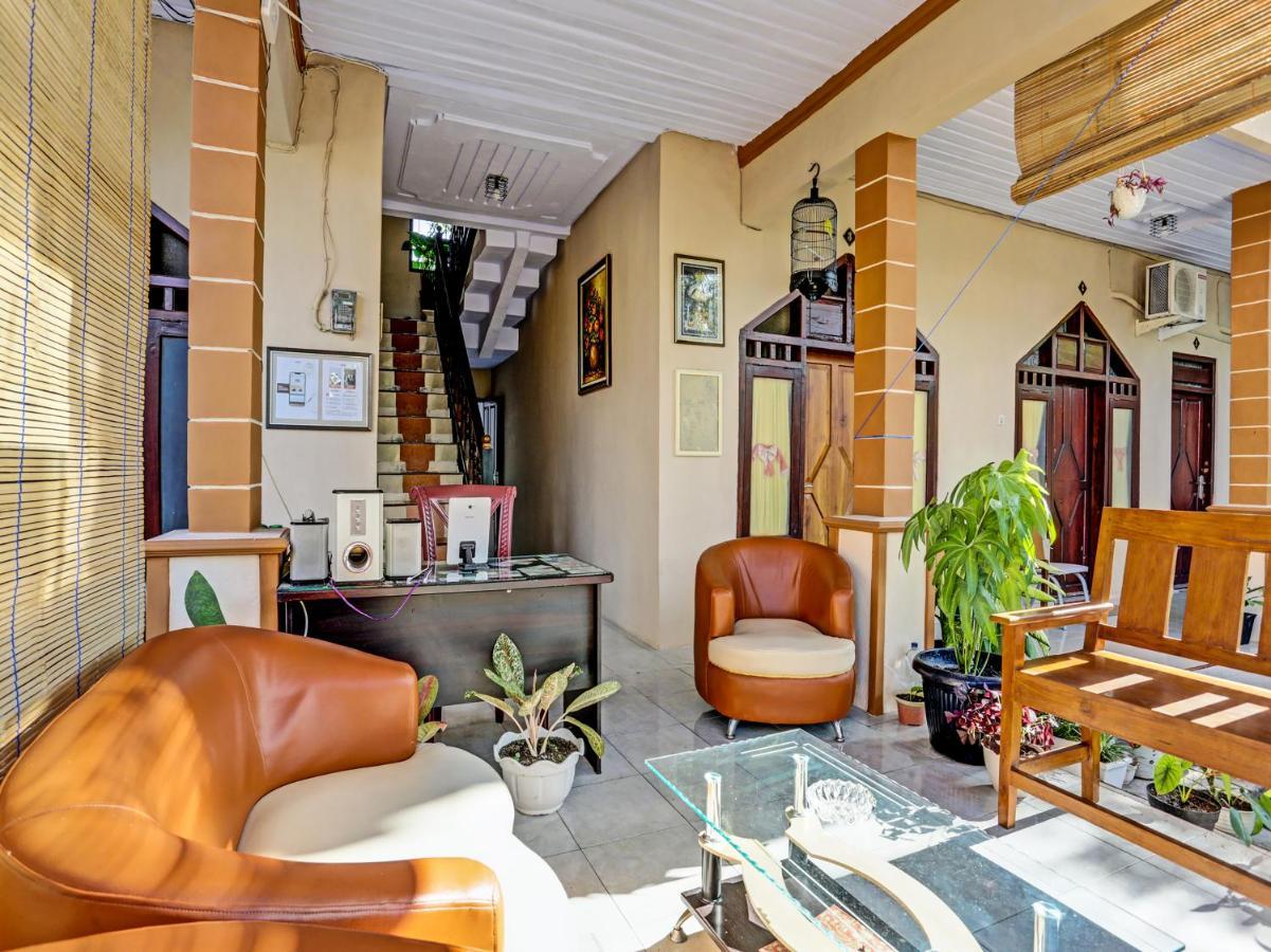 בניוואנגי Oyo 91261 Cita Suraya Homestay מראה חיצוני תמונה