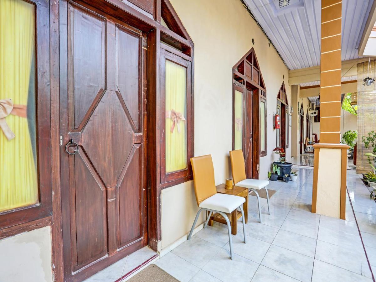בניוואנגי Oyo 91261 Cita Suraya Homestay מראה חיצוני תמונה